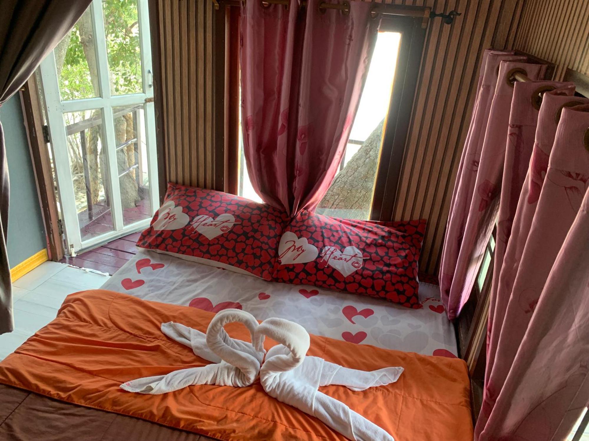 ลุงดำฮัทบีช Hotel Szamed-sziget Kültér fotó