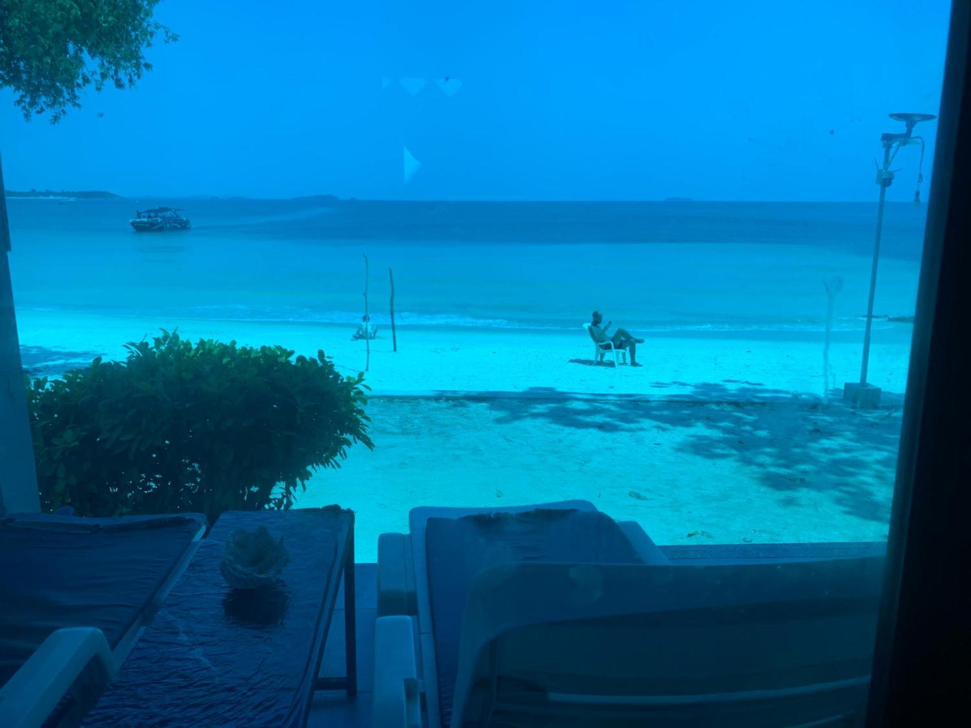 ลุงดำฮัทบีช Hotel Szamed-sziget Kültér fotó